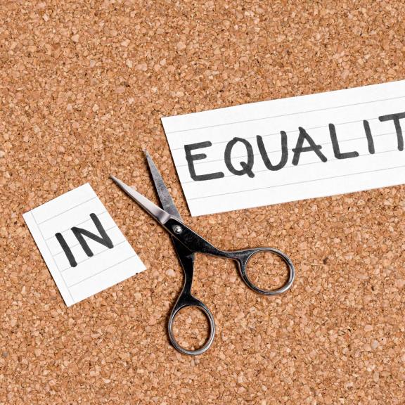 Quanto ne sappiamo davvero di discriminazione, hate speech e hate crime?