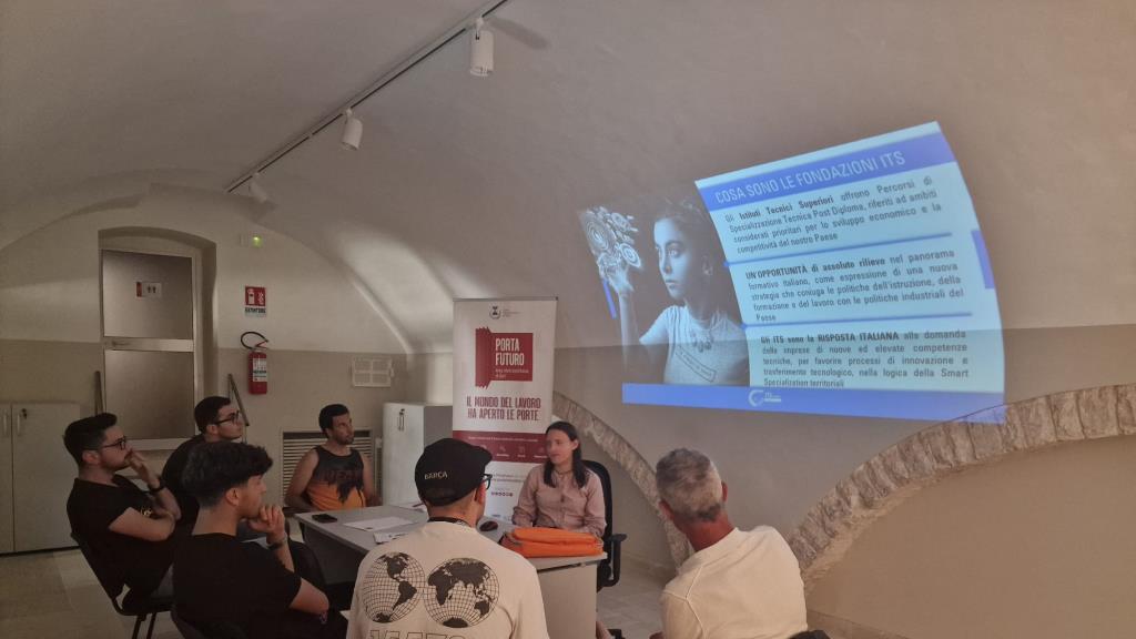 Porta Futuro: percorsi di crescita e orientamento a Molfetta